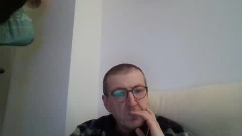 Snapshot of kolesie7 chatting on 1, 2, 2025 JUAN CARLOS online show from 1, 2, 2025