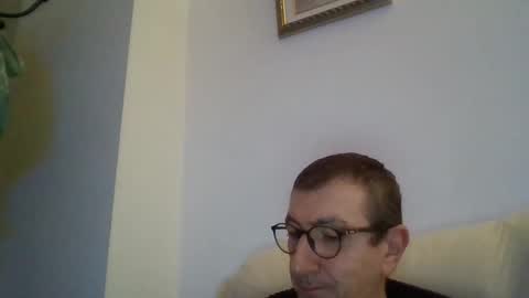 Snapshot of kolesie7 chatting on 8, 10, 2025 JUAN CARLOS online show from 8, 10, 2025