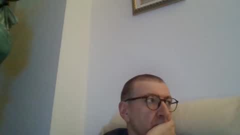 Snapshot of kolesie7 chatting on 23, 10, 2025 JUAN CARLOS online show from 23, 10, 2025