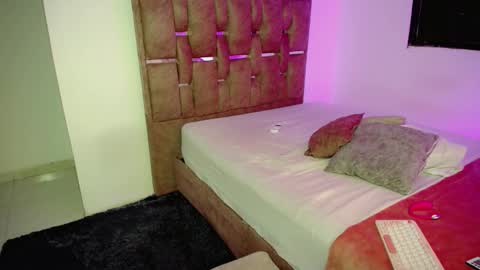 kolexantonella online show from 1, 3, 2026