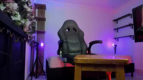 Kora Red online show from 30, 11, 2025