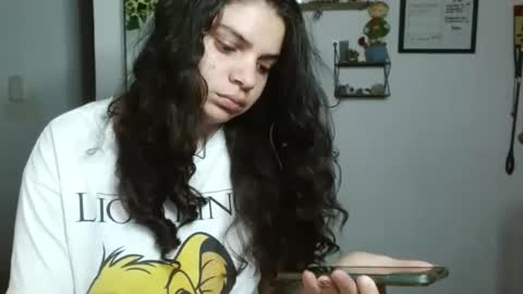 Karoll online show from 9, 9, 2025