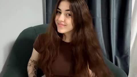 Snapshot of korialmas chatting on 28, 11, 2025 Nova online show from 28, 11, 2025