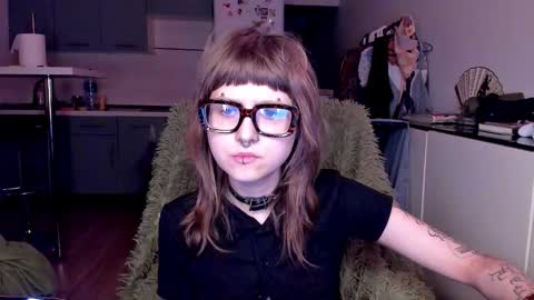 Snapshot of kortny_yo chatting on 21, 11, 2025 Kortny online show from 21, 11, 2025