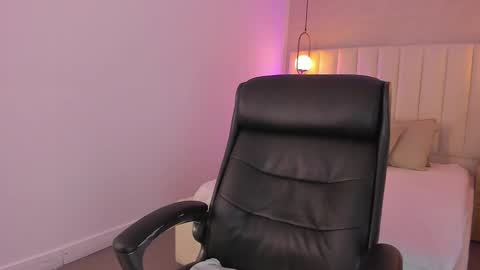 K O S M I C online show from 9, 2, 2025