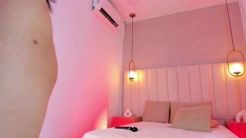 K O S M I C online show from 6, 3, 2025