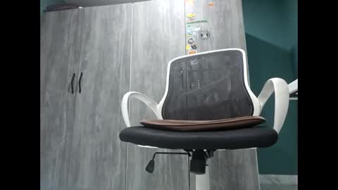 Koto Bombon online show from 10, 3, 2025