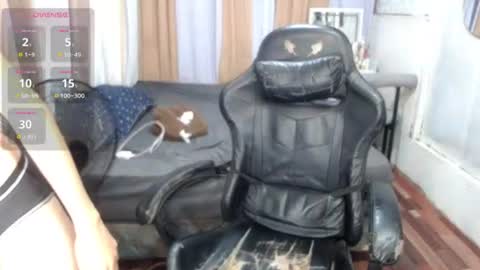 Snapshot of kourtneyluv_ chatting on 2, 7, 2026 kourtneyluv online show from 2, 7, 2026