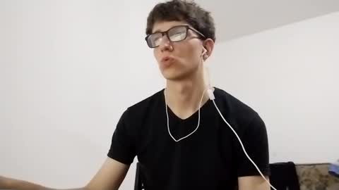 Facu online show from 5, 1, 2025