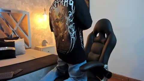 Snapshot of kraven_lust chatting on 13, 5, 2026 Kraven online show from 13, 5, 2026