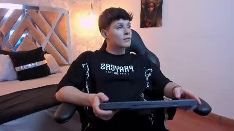 Snapshot of kraven_lust chatting on 27, 6, 2026 Kraven online show from 27, 6, 2026