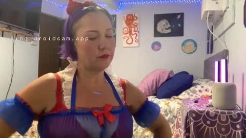 Snapshot of kreamyk420 chatting on 15, 11, 2025 kreamyk420 online show from 15, 11, 2025