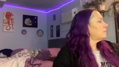 Snapshot of kreamyk420 chatting on 11, 1, 2026 kreamyk420 online show from 11, 1, 2026