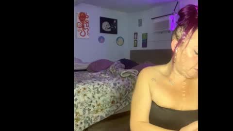 Snapshot of kreamyk420 chatting on 1, 2, 2026 kreamyk420 online show from 1, 2, 2026