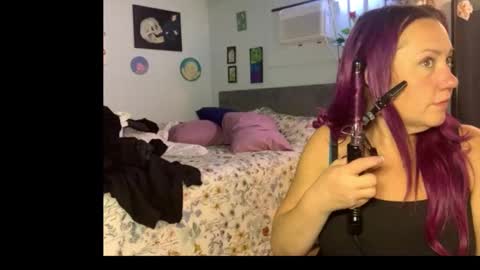 Snapshot of kreamyk420 chatting on 7, 2, 2026 kreamyk420 online show from 7, 2, 2026