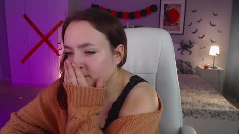 Snapshot of kris_loken chatting on 23, 10, 2025 kris_loken online show from 23, 10, 2025