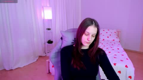 Snapshot of krisdoeil chatting on 13, 3, 2026 krisdoeil online show from 13, 3, 2026