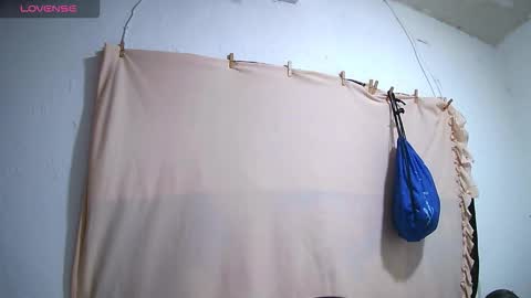 krissone online show from 17, 3, 2026