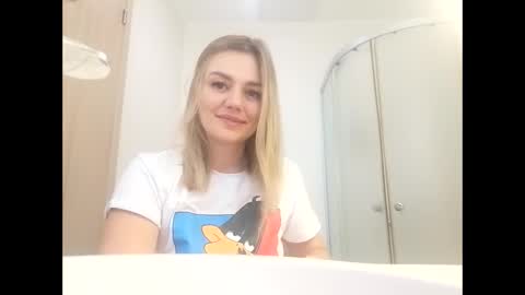 KrissSexi online show from 14, 2, 2025