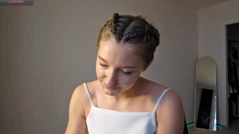 Snapshot of kristandaty chatting on 2, 3, 2026 kristandaty online show from 2, 3, 2026