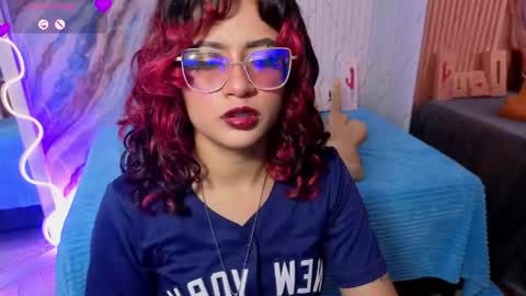 kristen_tay online show from 6, 5, 2026