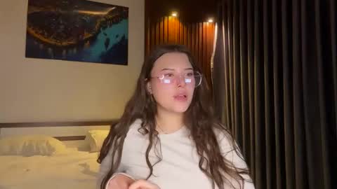 kristiekitty online show from 18, 5, 2026