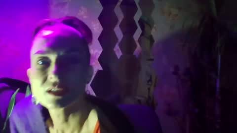 Kristina online show from 2, 1, 2025