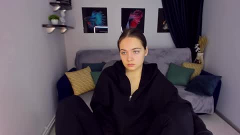 Kristina online show from 24, 12, 2024