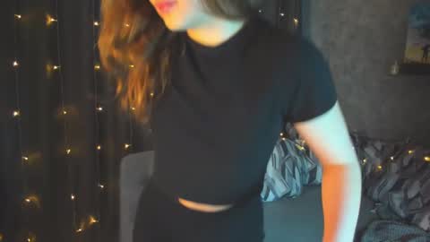 Kristina online show from 3, 2, 2025