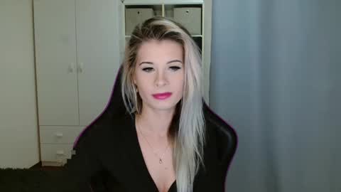 KristineAmore online show from 3, 12, 2025