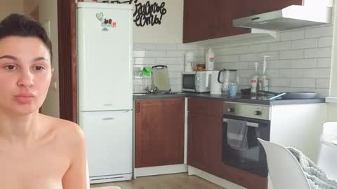 Kristi online show from 4, 10, 2025