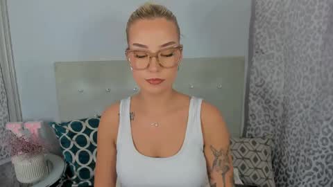 KristyFlowers online show from 30, 4, 2026