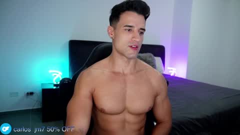 Snapshot of krops_ chatting on 12, 1, 2025 KROPS online show from 12, 1, 2025