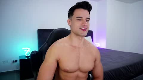 Snapshot of krops_ chatting on 4, 3, 2025 KROPS online show from 4, 3, 2025