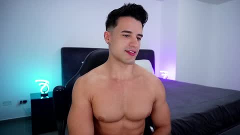 Snapshot of krops_ chatting on 10, 3, 2025 KROPS online show from 10, 3, 2025