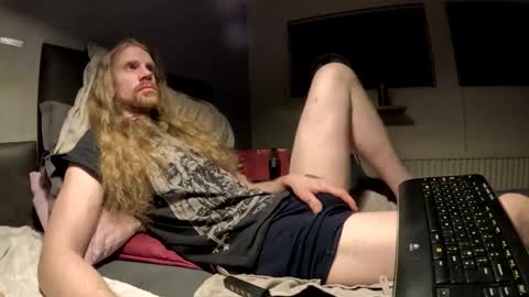 Snapshot of krullz123 chatting on 13, 1, 2026 Krullz online show from 13, 1, 2026