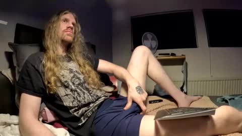 Snapshot of krullz123 chatting on 3, 2, 2026 Krullz online show from 3, 2, 2026