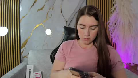 Krystal online show from 14, 9, 2025