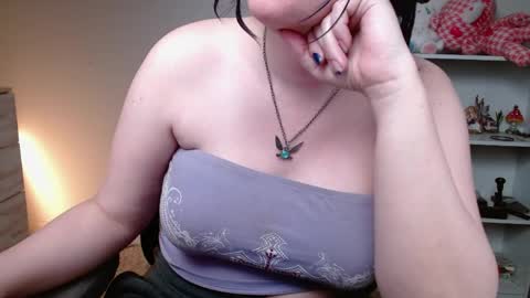 Krystal Syx online show from 9, 4, 2026