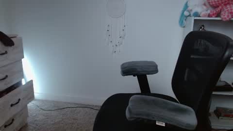 Krystal Syx online show from 31, 7, 2026