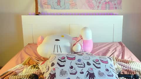 Anna online show from 4, 2, 2025