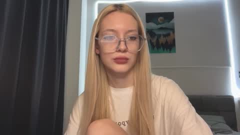 Snapshot of kvetapin chatting on 10, 1, 2026 Bella and Alexandra online show from 10, 1, 2026