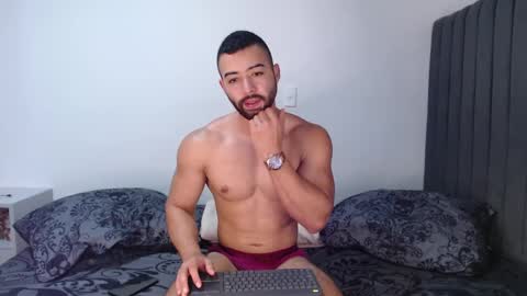 Snapshot of kyle_collinz chatting on 3, 3, 2025 Kyle collinz online show from 3, 3, 2025