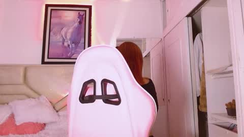 Snapshot of kylia_ml chatting on 30, 10, 2025 kylia_ml online show from 30, 10, 2025