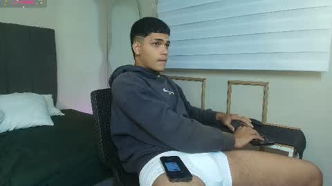 Snapshot of kyliam_big chatting on 5, 7, 2026 Kyliam online show from 5, 7, 2026
