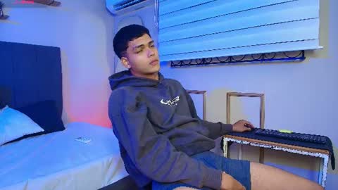 Snapshot of kyliam_big chatting on 12, 7, 2026 Kyliam online show from 12, 7, 2026