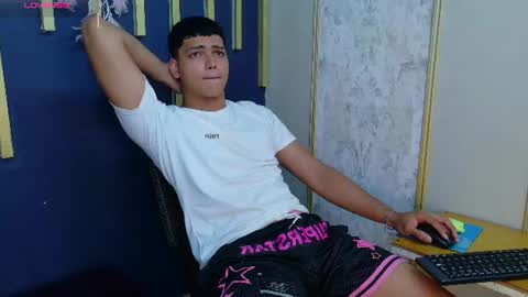 Snapshot of kyliam_big chatting on 22, 7, 2026 Kyliam online show from 22, 7, 2026