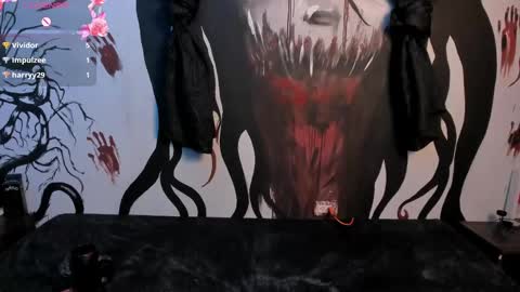 Snapshot of kylie_foxx1 chatting on 21, 2, 2025 submissive demon Please help me to reach 500 thumbs up online show from 21, 2, 2025