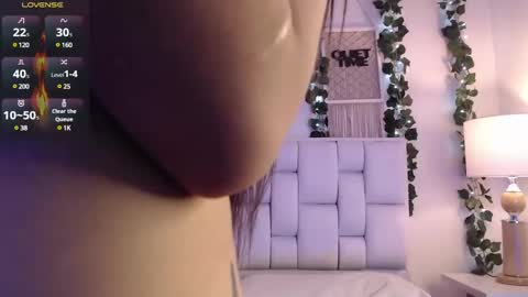 Snapshot of kylie_golden chatting on 10, 12, 2024 Kylie Myers online show from 10, 12, 2024