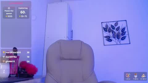 Snapshot of kylie_golden chatting on 28, 12, 2024 Kylie Myers online show from 28, 12, 2024